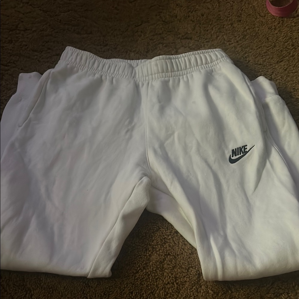 Nike White Sweatpants with Elastic Waistband and Tapered Leg
